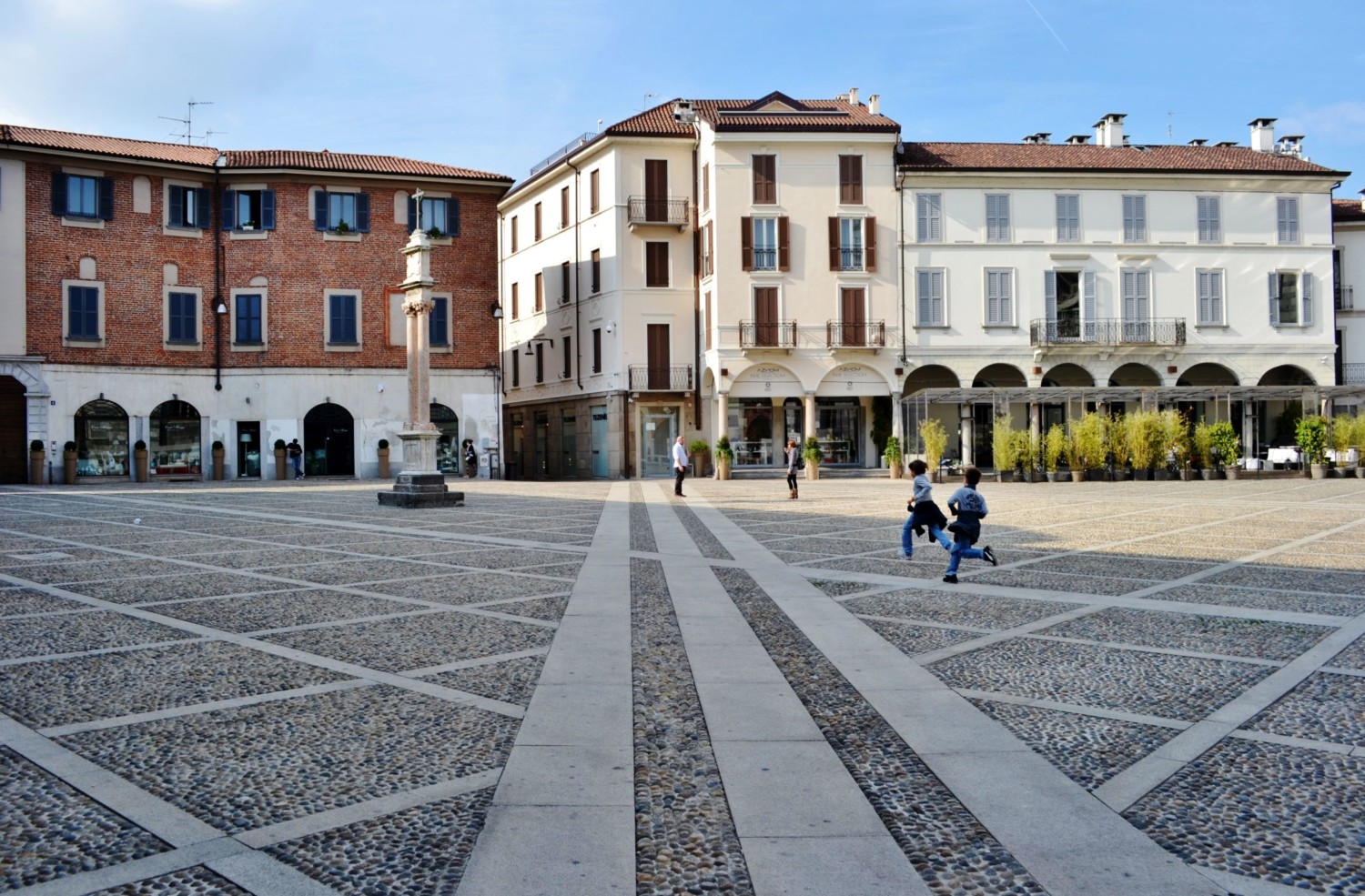 lombardia on the road