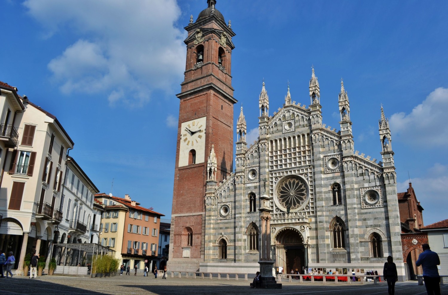 lombardia on the road