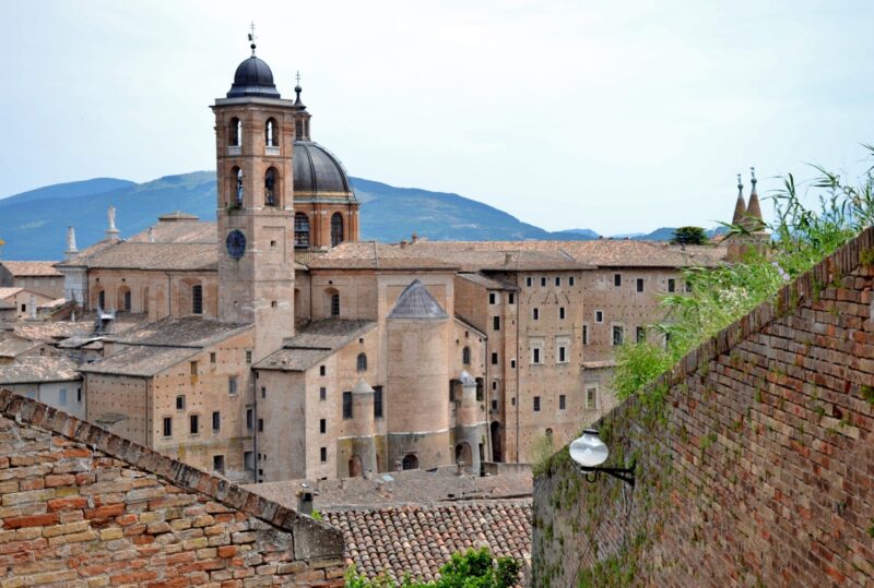 urbino dieci cose da fare