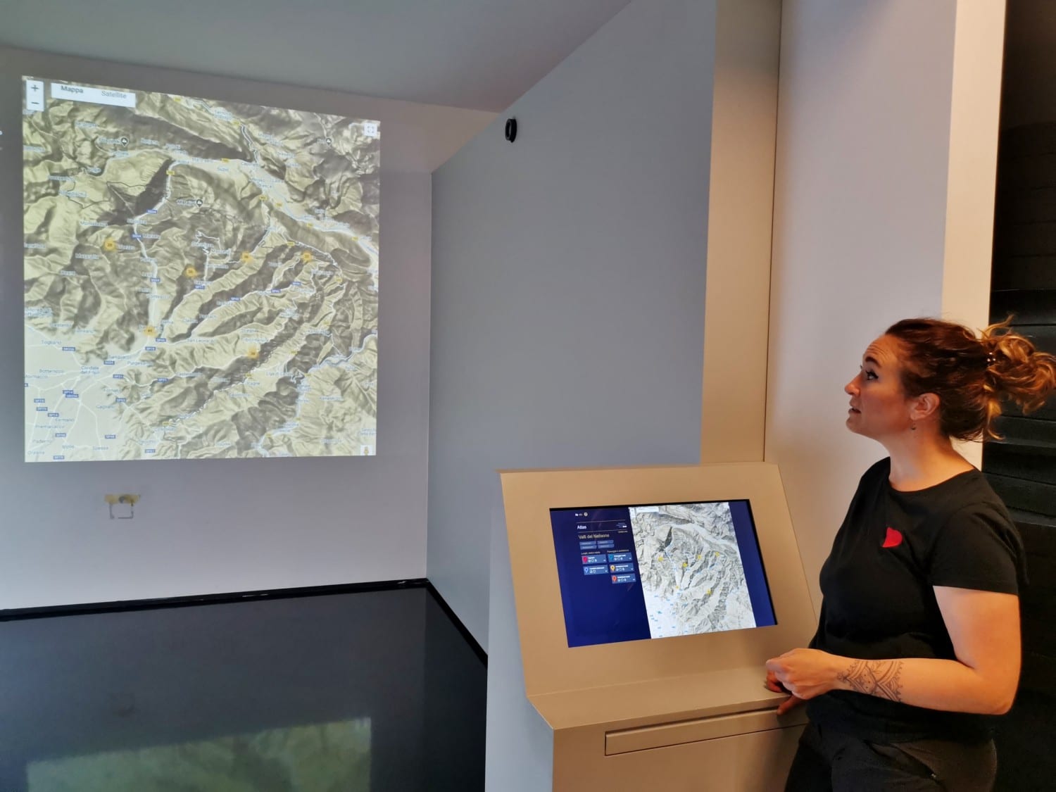 Eva Golles del museo SMO illustra Atlas