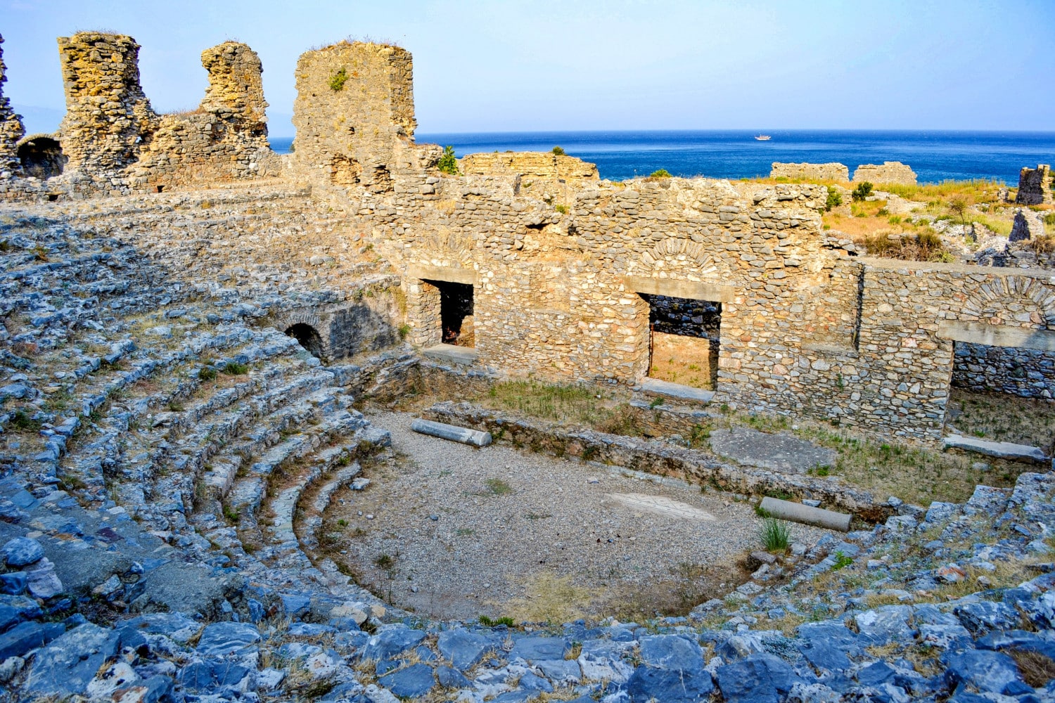 L'anfiteatro dell'antica città di Anemurium
