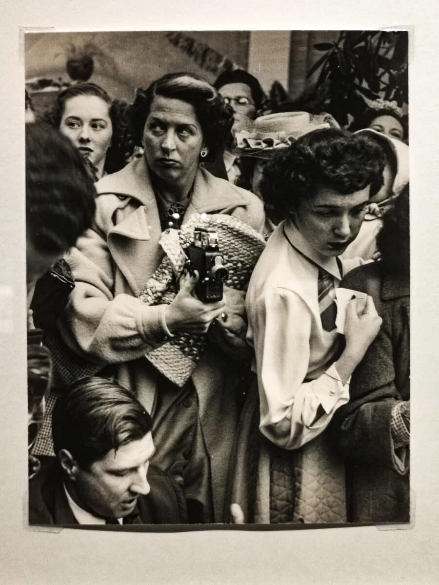 Uno scatto di Ruth Orkin in mostra a Bassano