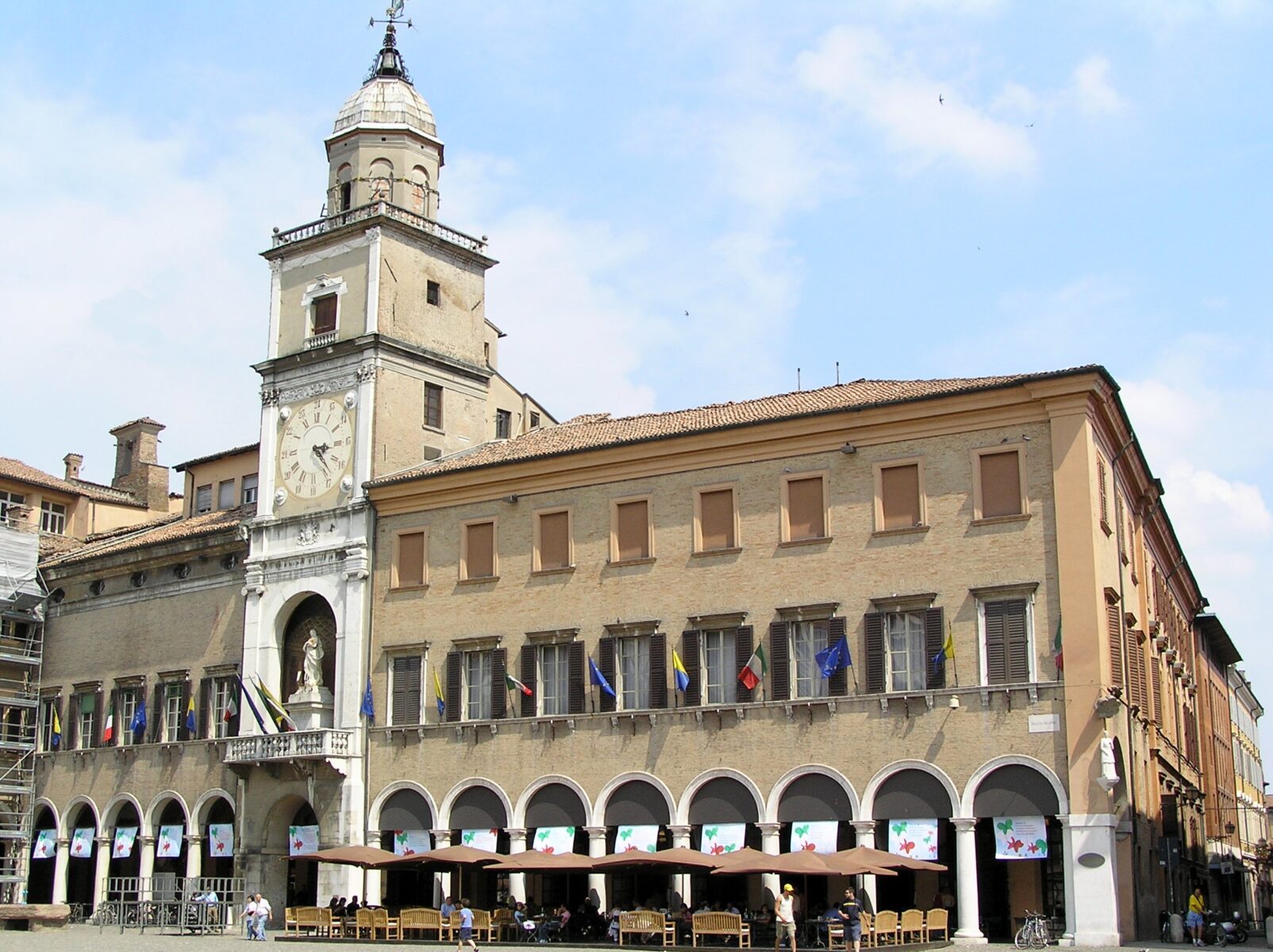 Il Palazzo Municipale Il Palazzo Municipale