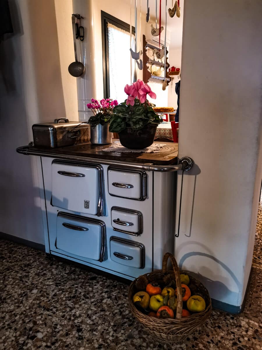 Arredamento vintage di stile all'agriturismo Scribano Arredamento vintage di stile all'agriturismo Scribano