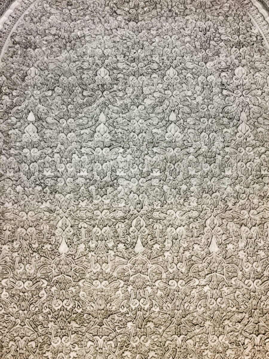 Decorazione a stucchi della Medersa