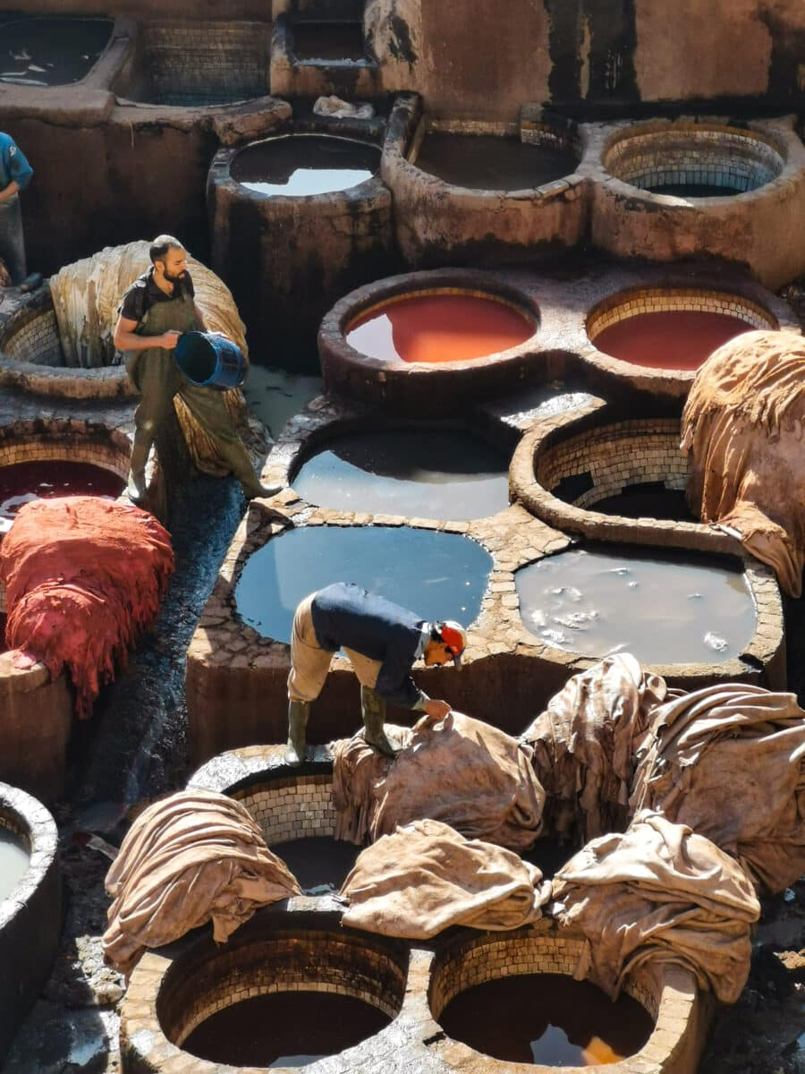 Il lavoro nelle vasche delle concerie
