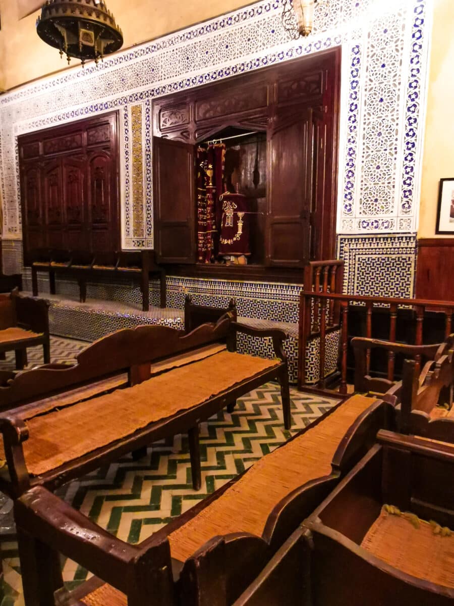 L'interno della sinagoga