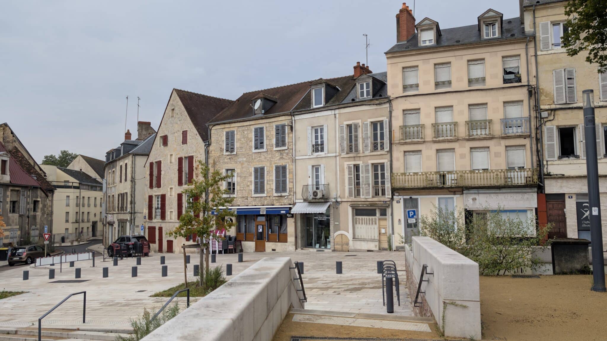 Nevers Nevers