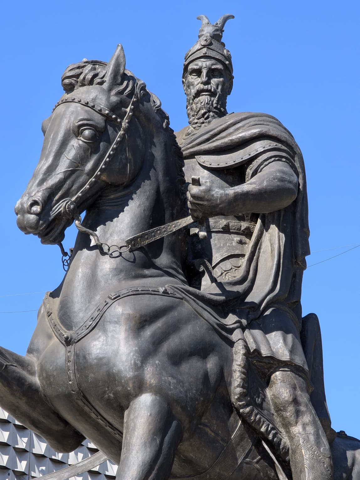 La statua equestre di Skanderbeg La statua equestre di Skanderbeg