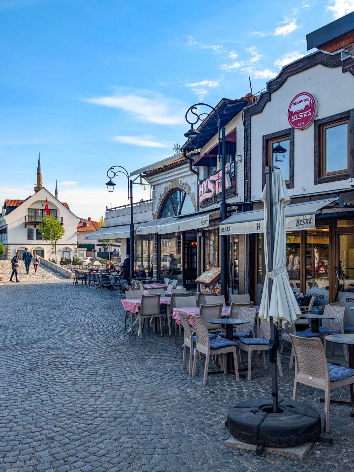 Piazza Shadervan